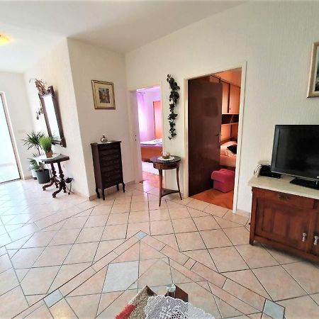 Apartments Angela Kampor Dış mekan fotoğraf
