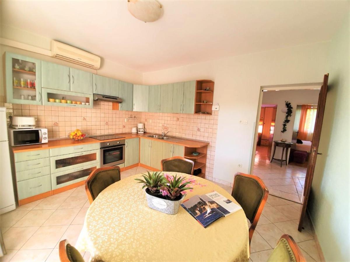 Apartments Angela Kampor Dış mekan fotoğraf