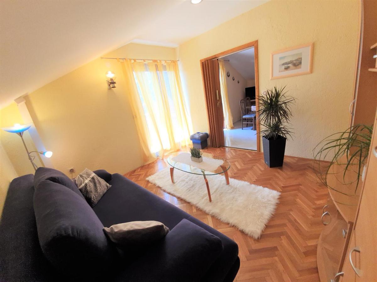 Apartments Angela Kampor Dış mekan fotoğraf