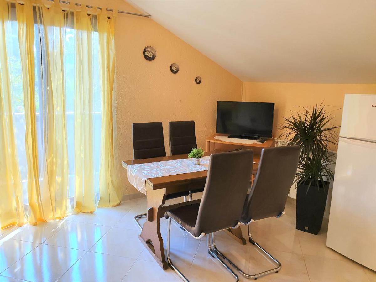 Apartments Angela Kampor Dış mekan fotoğraf