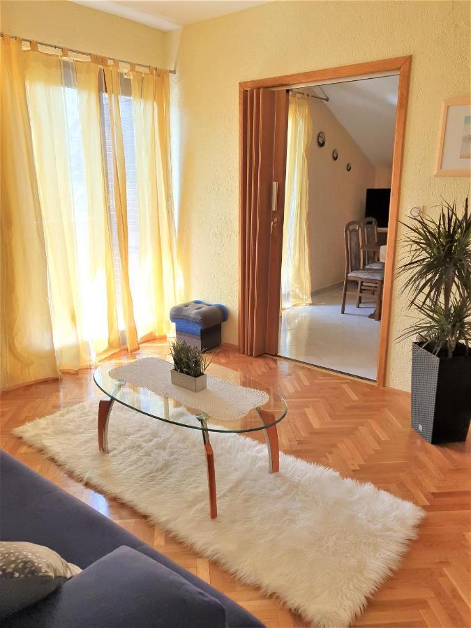 Apartments Angela Kampor Dış mekan fotoğraf
